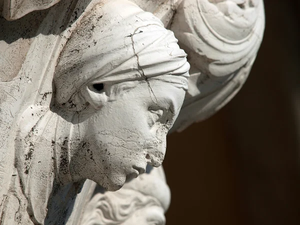 Venecia - la belleza única de los capiteles de las columnas de la Pala Ducal — Foto de Stock