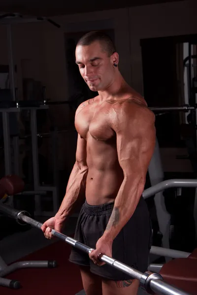 Bodybuilder Exercising Gym — Stock Photo, Image