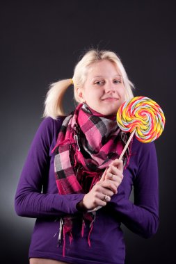 kadın holding Lollipop