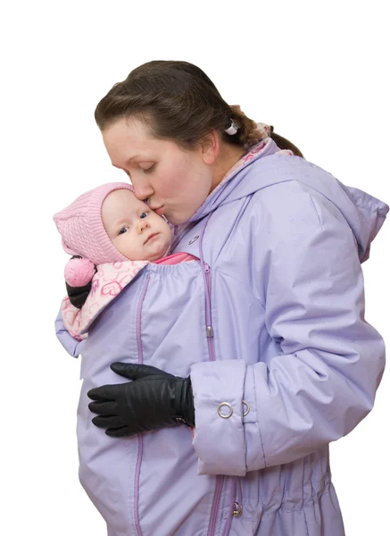 Mamá en chaqueta de cabestrillo con bebé — Foto de Stock