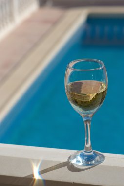 White wine poolside clipart