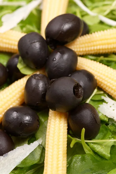 Салат из кукурузы — стоковое фото