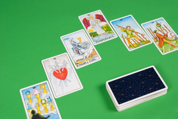 Tarot Card Deck Card Spread — Stockfoto