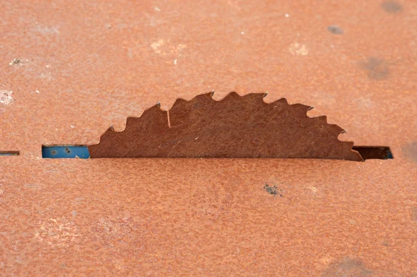 Old Circular Saw Blade Rusty Work Bench — Stock Photo, Image
