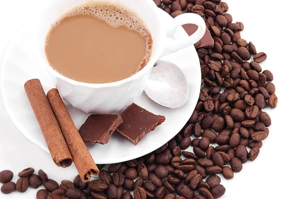 Tasse Cappuccino Kaffeebohnen Zimt Und Schokolade — Stockfoto