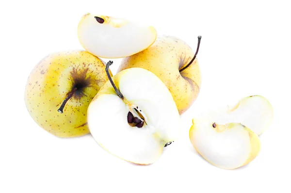 Žlutého Jablka Jeho Plátky Izolované Bílém — Stock fotografie