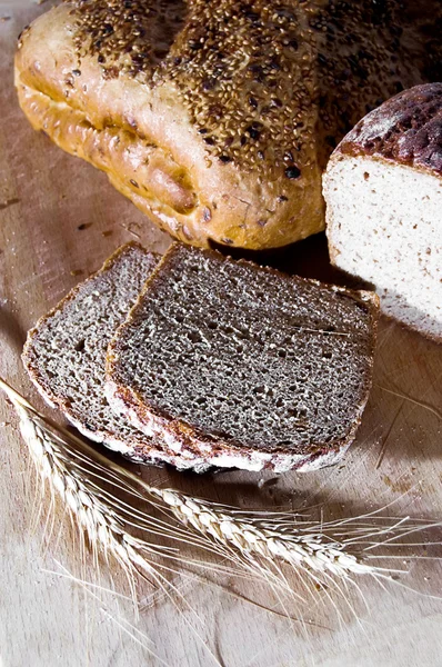 Bread Cut Sclices Wheat Board — Stock Photo, Image