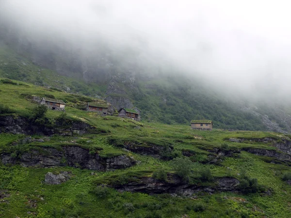 Landschaft Mit Alten Häusern Den Norwegischen Bergen — Stockfoto