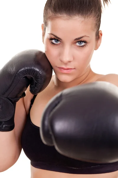 在白色背景上的拳击手女人的特写 — 图库照片