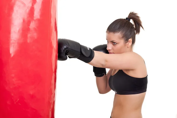 Jovem mulher boxe — Fotografia de Stock