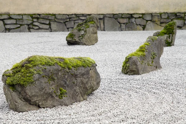 Japonês Stone and Sand Garden Closeup — Fotografia de Stock