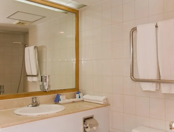 Інтер Ванної Кімнати Нового Готелю Розкішного Курорту — стокове фото