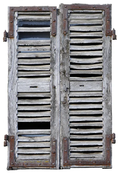 Закрите вікно зі старими дерев'яними віконницями — стокове фото