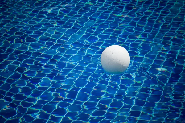 Ball in pool — Stock Photo, Image