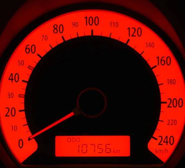 Röd hastighetsmätare — Stockfoto