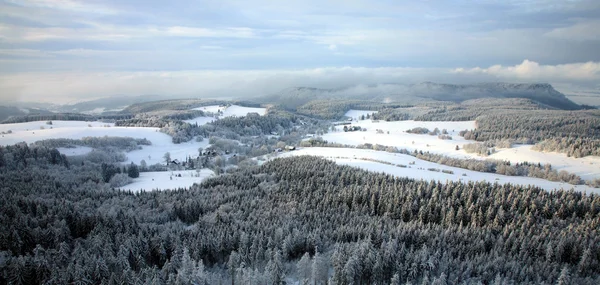 Winter Tafelgebirgslandschaft Der Nähe Des Kleinen Malerischen Pasterka Dorfes Polen — Stockfoto