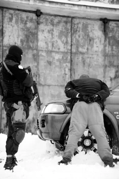 Антитеррористическая полиция  . — стоковое фото