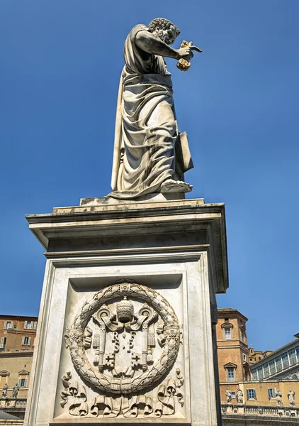 Vatikan, San Pietro heykeli. — Stok fotoğraf