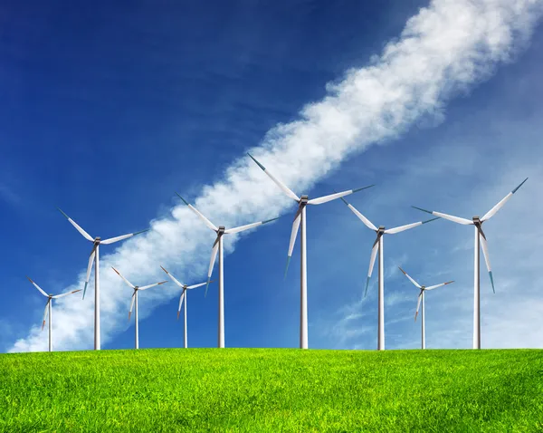 Ветряные мельницы, технологии будущего — стоковое фото