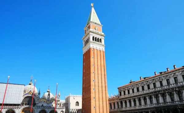Klokkentoren, piazza san marco, Venetië — Stockfoto