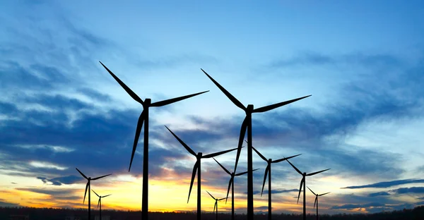 Turbinas eólicas —  Fotos de Stock