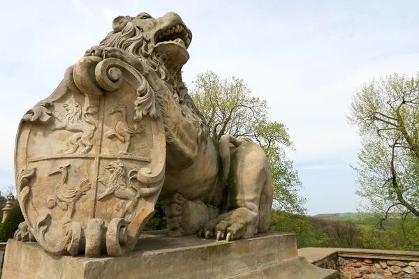 Piedestal Leu Castelul Ksiaz — Fotografie, imagine de stoc