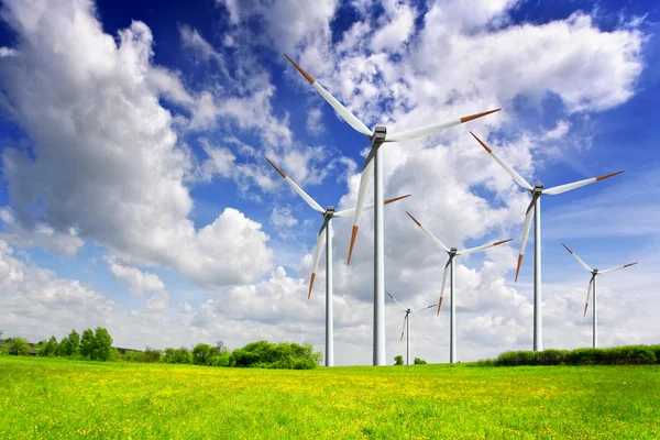 Windturbines Lente Veld — Stockfoto