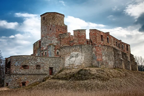 Ruinerna av ett medeltida slott — Stockfoto