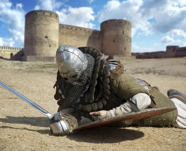 Ortaçağ savaşçı yendi içinde kale belgorod ukrai yalan