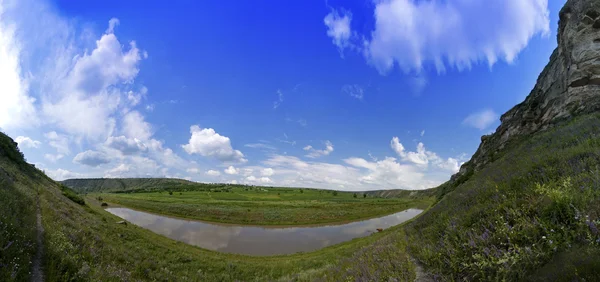 Hermoso panorama del paisaje moldavo — Foto de Stock