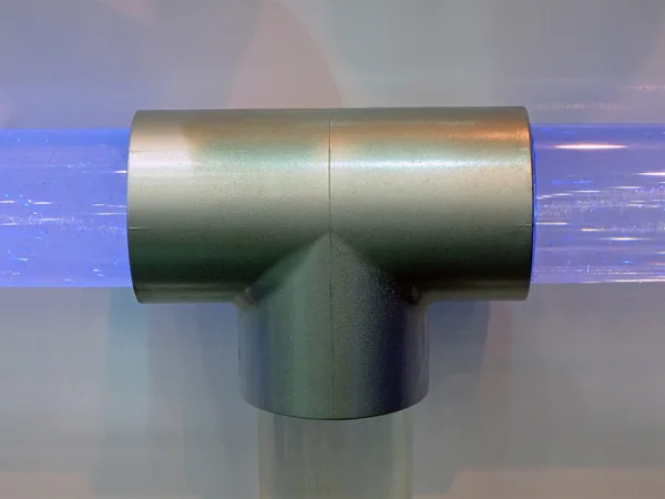 Металлический объект промышленного назначения, соединение труб промышленного назначения — стоковое фото