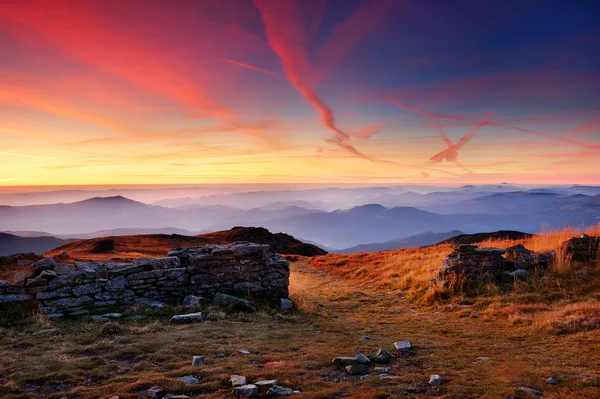 山の夜明け — ストック写真
