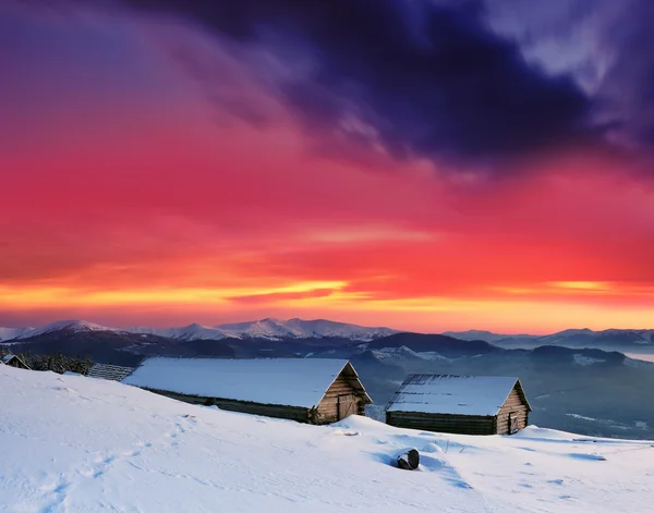 Winterlandschap Bergen Een Daling — Stockfoto