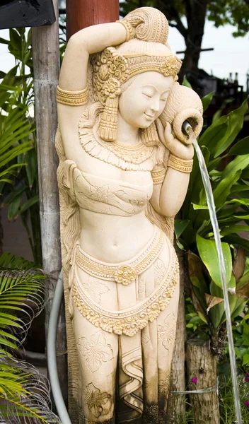 Estatua Mujeres Asiáticas Con Pote Agua Brazo — Foto de Stock
