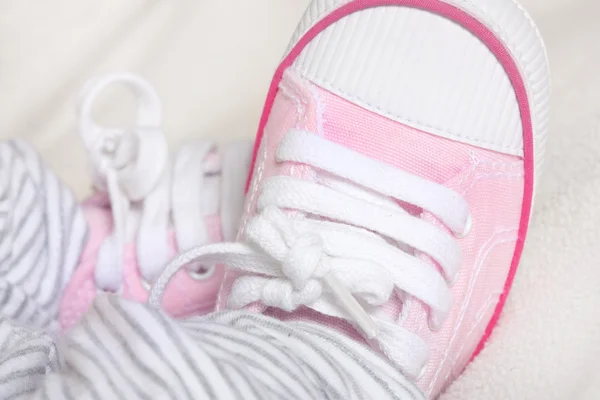 Newborn babies trainers or sneakers — Stock Photo, Image