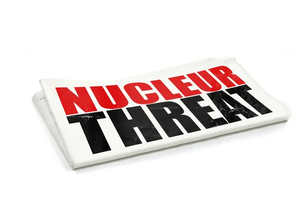 Un journal avec une menace nucléaire gros titre — Photo