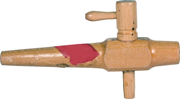 Изолированный винтажный деревянный кран — стоковое фото