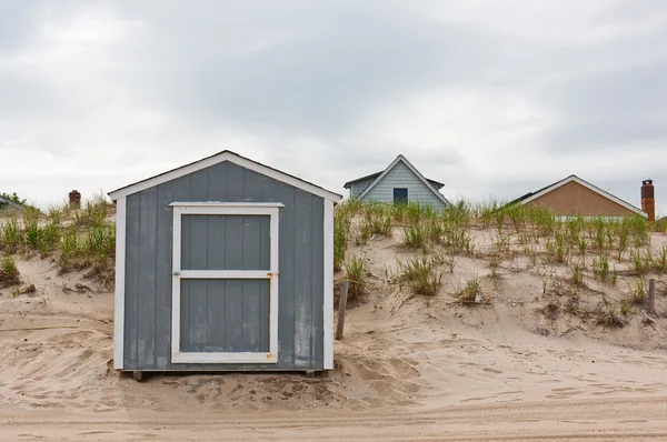 Skladovací haly na pláži — Stock fotografie