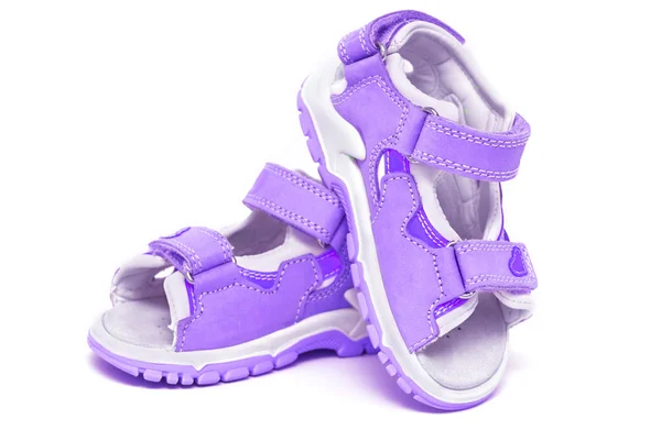 Lila barnets sandaler — Stockfoto