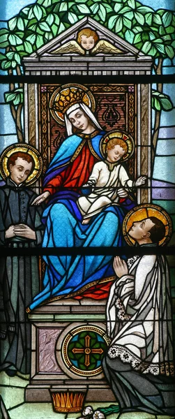 Jungfru Maria Med Barnet Jesus Och Helgon Målat Glas — Stockfoto