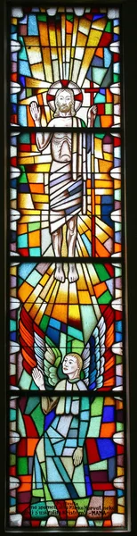 复活的基督 彩绘玻璃 — 图库照片