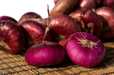 Red onions clipart