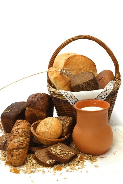 Broodproducten en melk — Stockfoto
