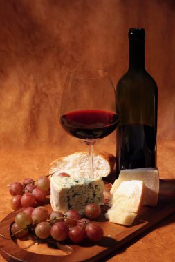 Red wine and cheese clipart