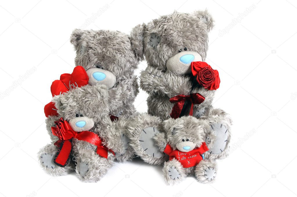 Family of teddy bears