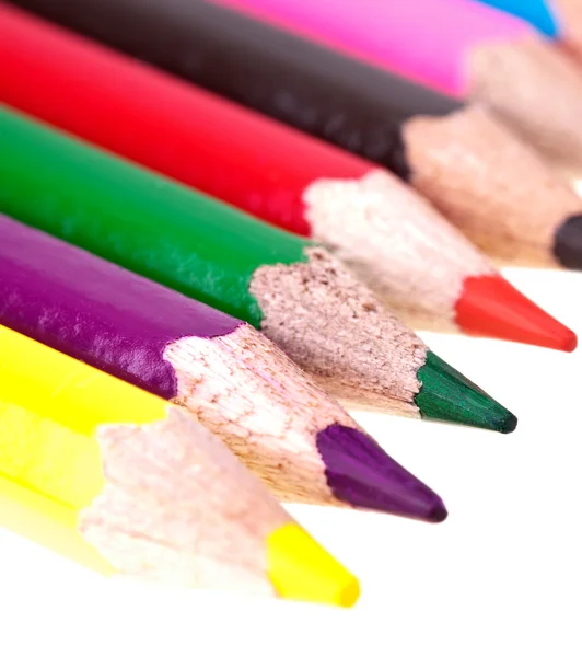 Crayons coloridos - completamente isolado em fundo branco, muito — Fotografia de Stock