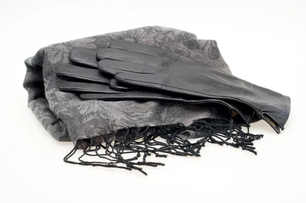 Guantes y bufanda gris —  Fotos de Stock