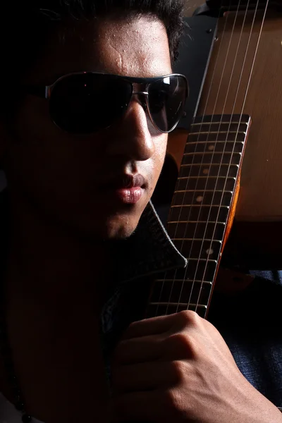 Indiska gitarrist — Stockfoto