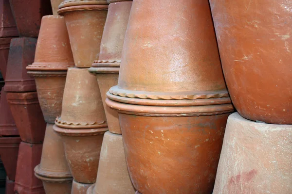 Diferentes vasos de argila — Fotografia de Stock