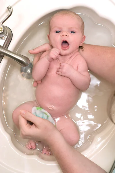 Baby Has a Bath — Stock Photo, Image